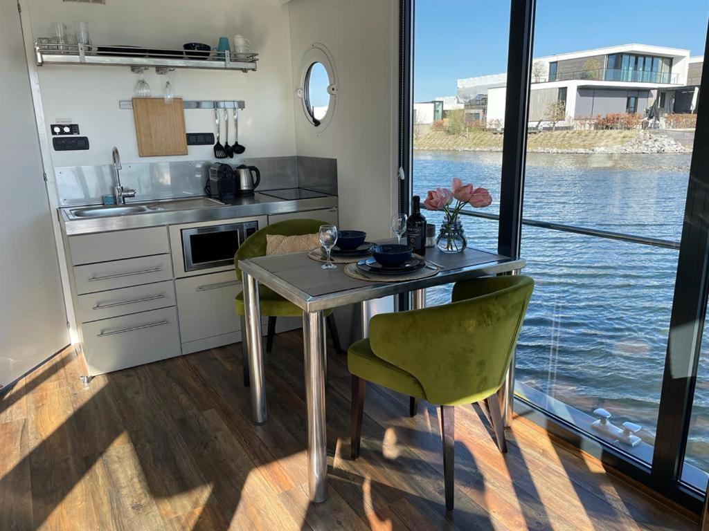 Hotel Houseboat Kamperland Zewnętrze zdjęcie